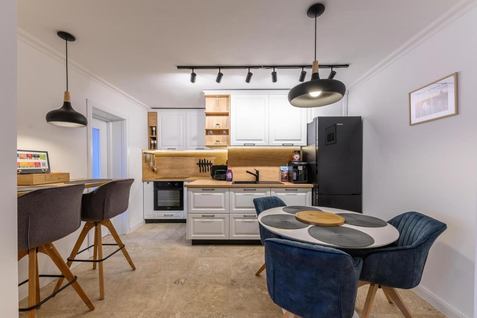 Five Stars Apartment Тимишоара Екстериор снимка