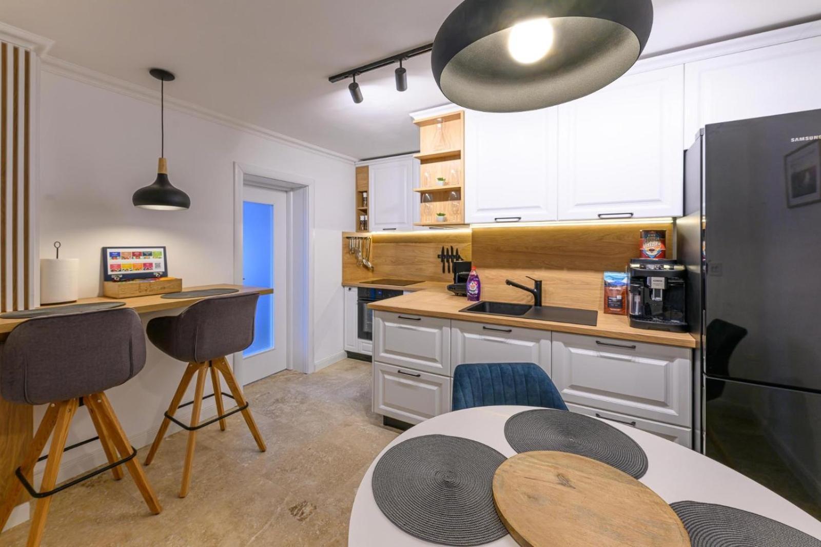Five Stars Apartment Тимишоара Екстериор снимка