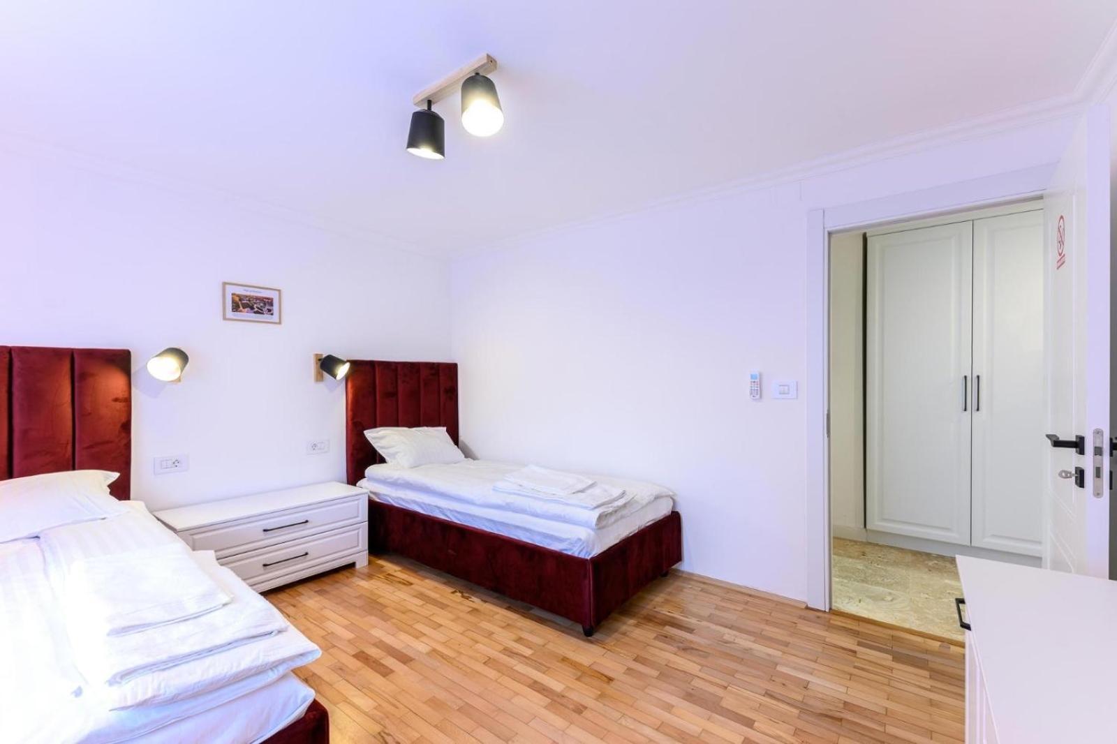 Five Stars Apartment Тимишоара Екстериор снимка