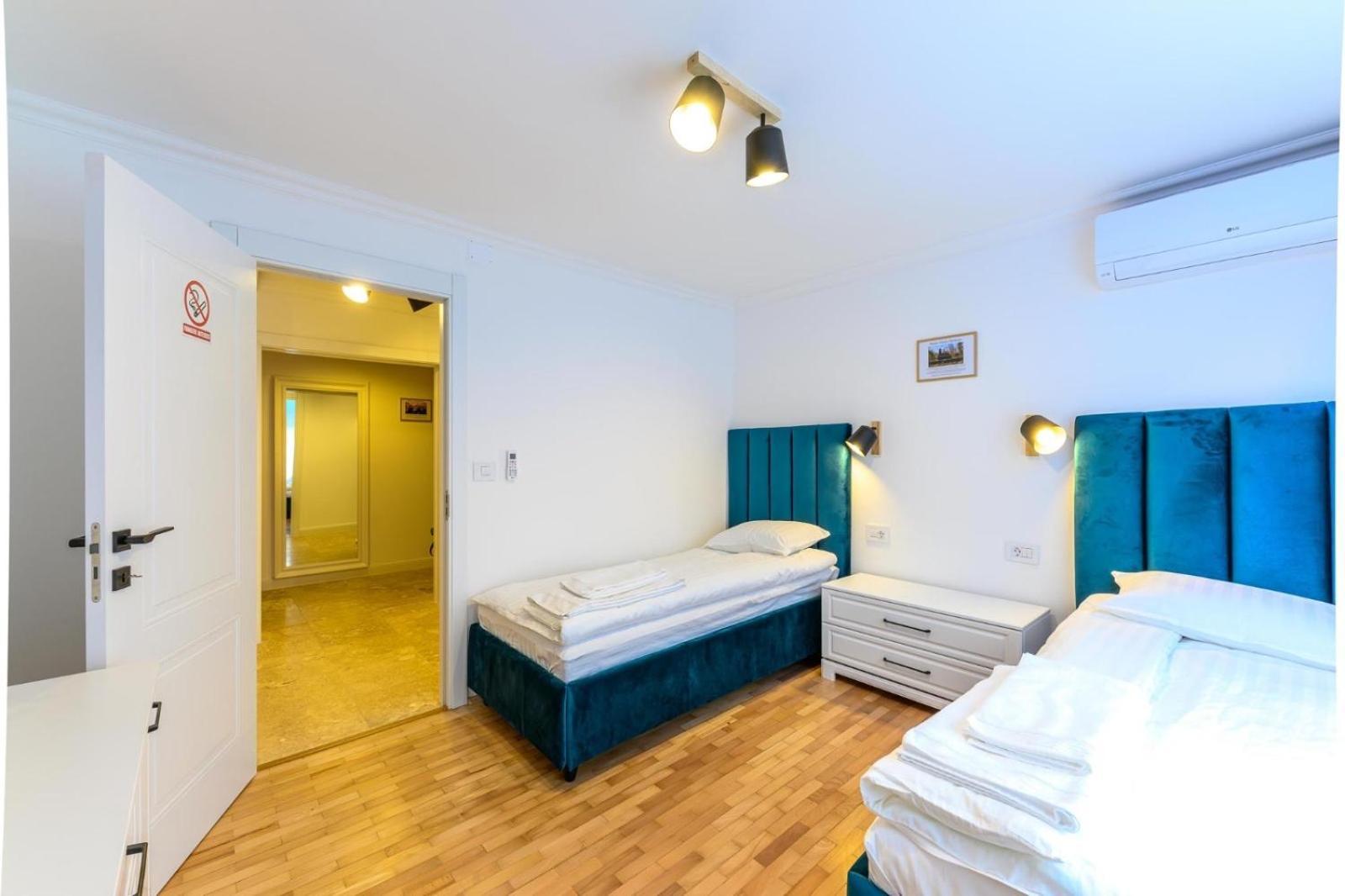 Five Stars Apartment Тимишоара Екстериор снимка
